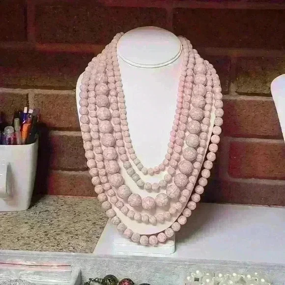Chunky pink beaded 5 standard necklace - Picture 6 of 16